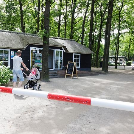 Familiecamping De Vossenburcht IJhorst Dış mekan fotoğraf